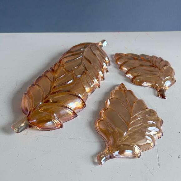 Carnival Marigold Glass Leaf Candy Nut Dish Tray Vintage 1950’s Set of 3 - Picture 2 of 6